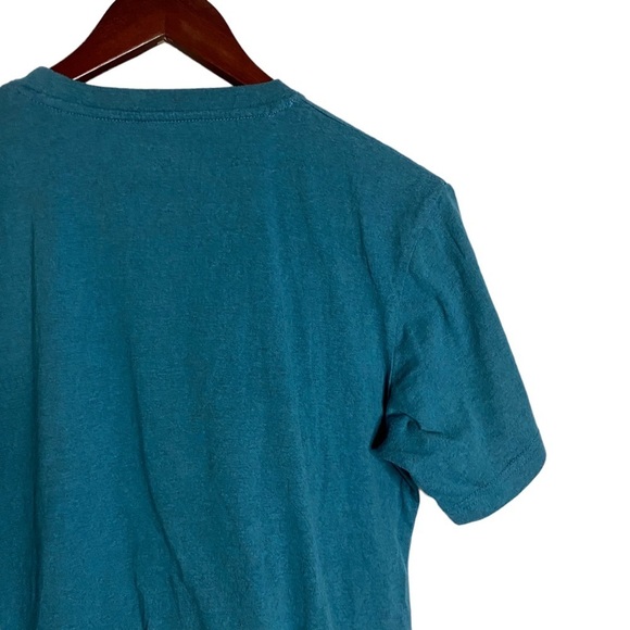 Marvel Iron Man Armor Comic Book Cover Tee Shirt Medium Blue Retro Fandom - Picture 10 of 14